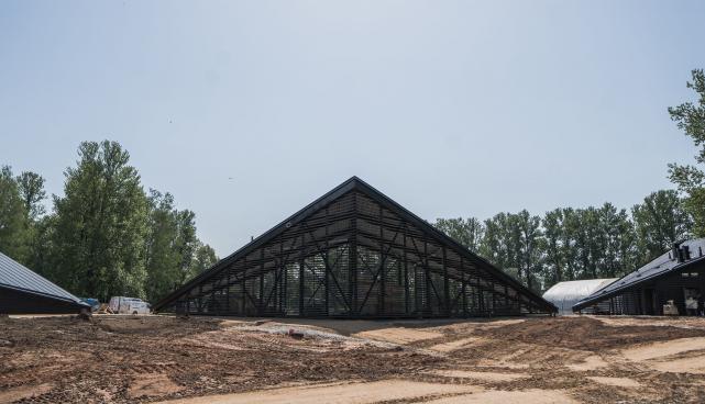 barge workshop
