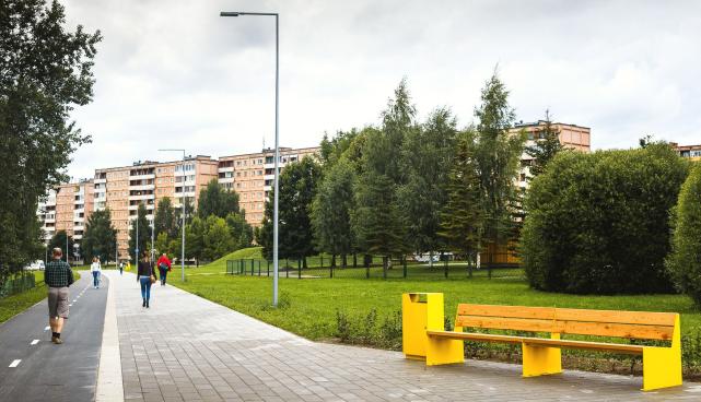Eye-catching cycle and pedestrian track in Annelinn