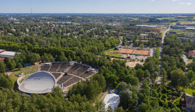 Tuglase tänav droonilennult
