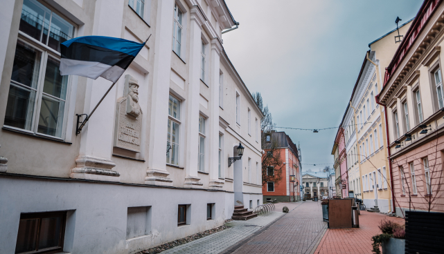 Viie kooli võistlus