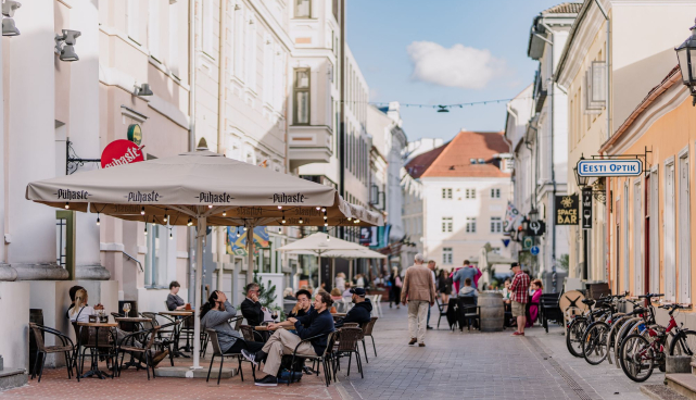 Rüütli tänava rattahoidjad on sageli ületäitunud