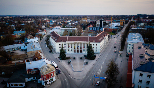 Kindral Põdra plats