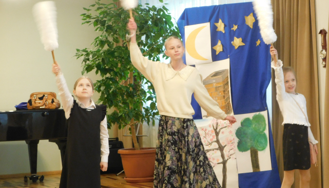 minimuusikal "Väike Mary Poppins"