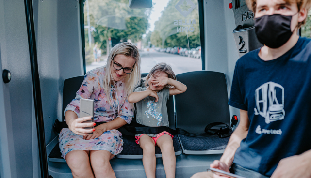 Tartu isejuhtiv muuseumibuss