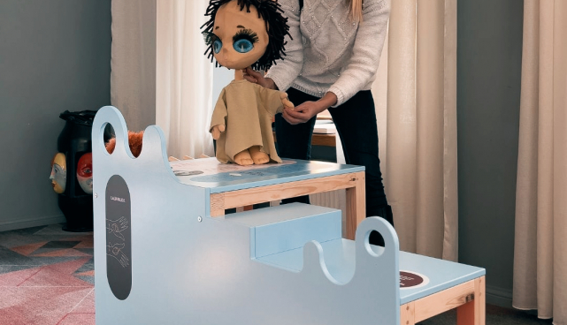 Nukuteatrimuuseumi rändnäitus „Teatrinukkude võlumaailm“