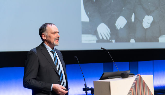 Fotol on 2023. aasta Oskar Kallase stipendiumi pälvinud Pallase õppejõud Annes Hermann.