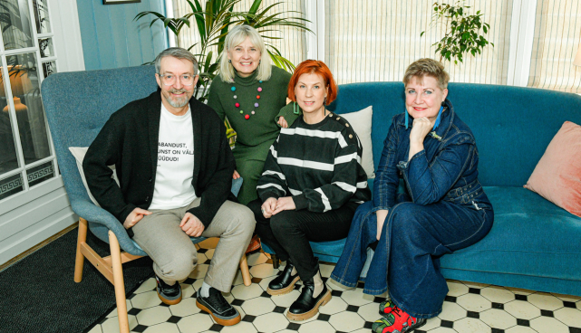 Fotol vasakult paremale Raul Oreškin, Maret Ahonen, Tiina Andron ja Astrid Hallik.