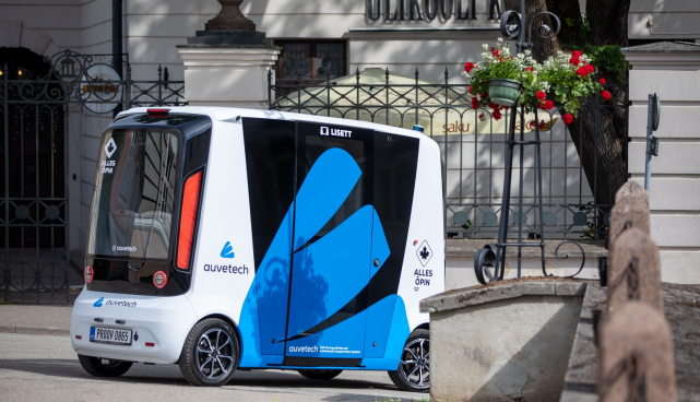 Auve Tech iseliikuv buss