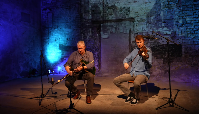 Artistid Néillidh ja Fiachra Ó Maolagáin