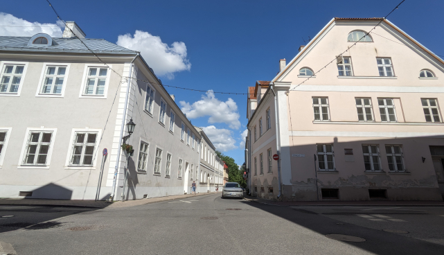 Ülikooli ja Munga tänavate ristmik