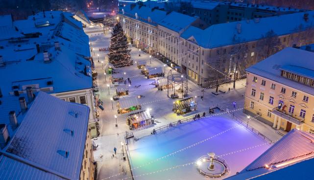 skating rink 