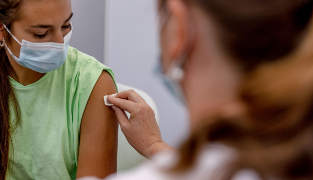 Kliinikum ootab immuniseerimisnädalal täiskasvanuid vaktsineerima 