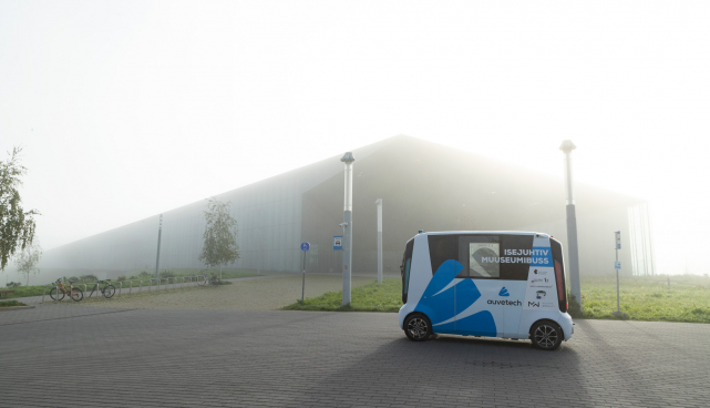 self-driving museum bus