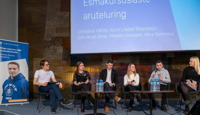Esmakursuslaste aruteluring 2020. aastal toimunud lahtiste uste päeval. 