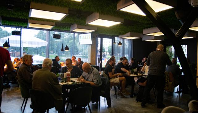 Mälumängu Tartu karikavõistlus Green Room Cafes tänavu septembris. 