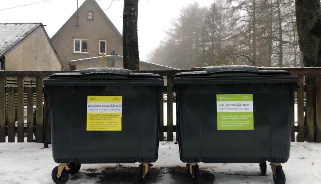 Uued prügikonteinerid Tartu kalmistutel 
