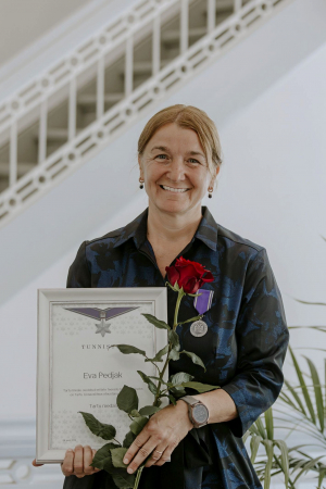 Eva Pedjak